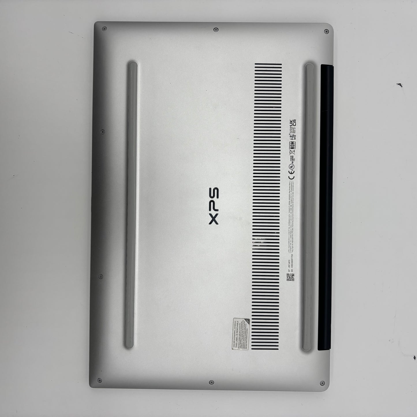 Dell XPS 9305 13.3" i7-1165G7 2.8GHz 8GB RAM 256GB SSD